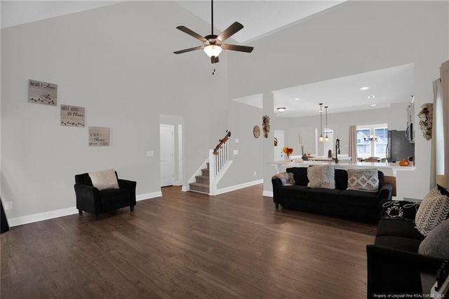 6939 Running Fox Road, Hope Mills, NC 28348