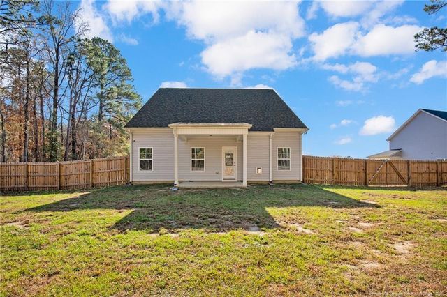 6939 Running Fox Road, Hope Mills, NC 28348