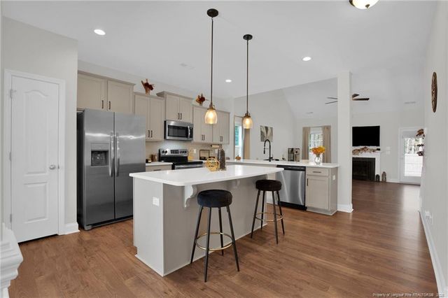 6939 Running Fox Road, Hope Mills, NC 28348