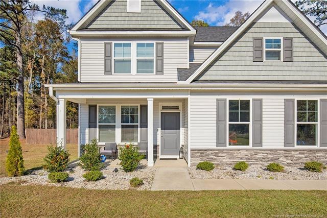 6939 Running Fox Road, Hope Mills, NC 28348