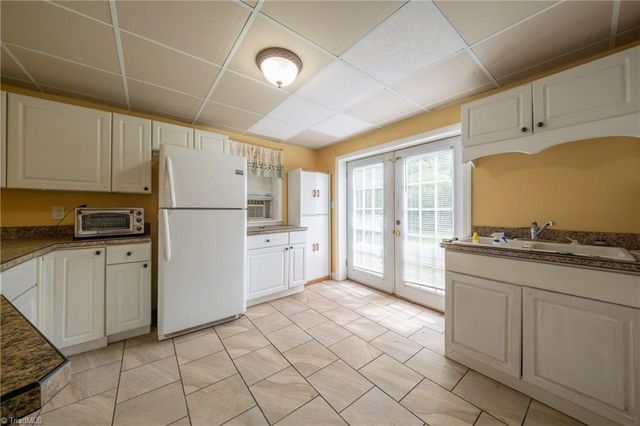 4361 N Old 52 Road, Pinnacle, NC 27043