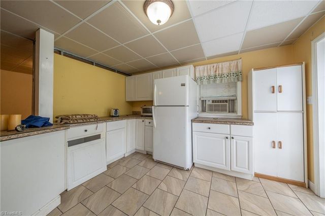 4361 N Old 52 Road, Pinnacle, NC 27043