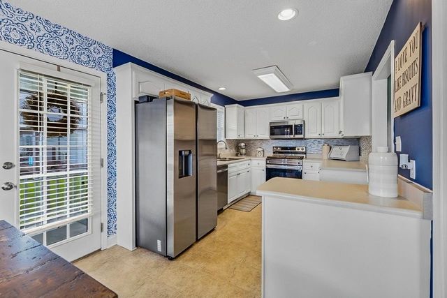 114 Harvest Ridge Dr, Inman, SC 29349