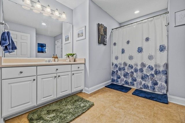 114 Harvest Ridge Dr, Inman, SC 29349