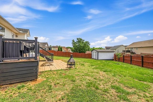 114 Harvest Ridge Dr, Inman, SC 29349