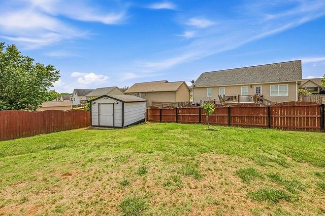 114 Harvest Ridge Dr, Inman, SC 29349