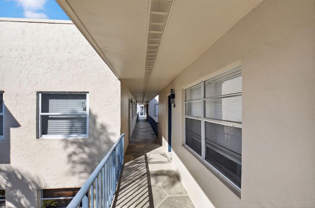 173 Flanders D, Delray Beach, FL 33484