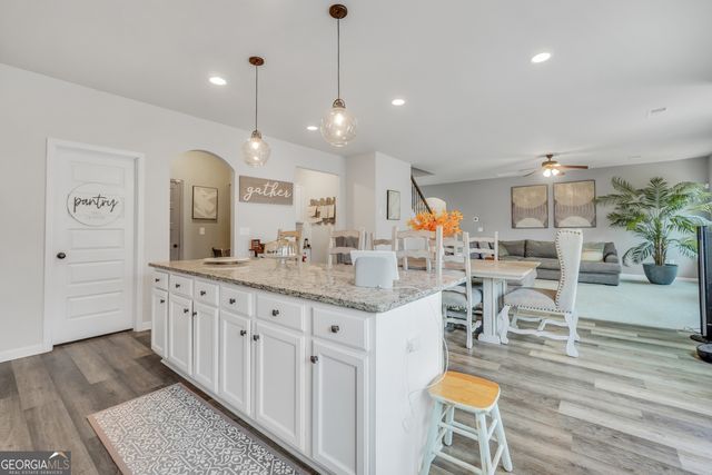 105 Hacienda Avenue 27, Locust Grove, GA 30248