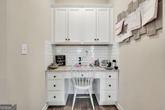 105 Hacienda Avenue 27, Locust Grove, GA 30248