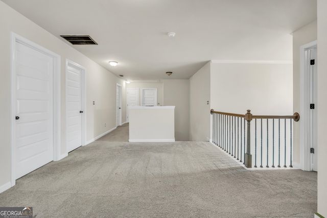 105 Hacienda Avenue 27, Locust Grove, GA 30248