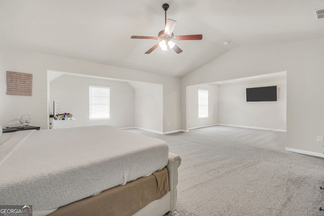 105 Hacienda Avenue 27, Locust Grove, GA 30248