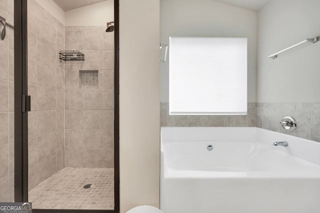 105 Hacienda Avenue 27, Locust Grove, GA 30248