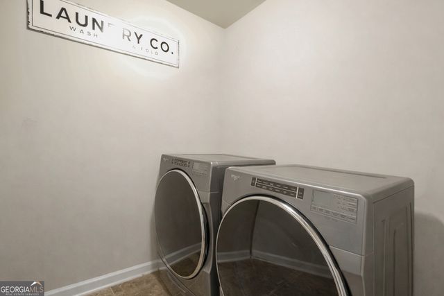 105 Hacienda Avenue 27, Locust Grove, GA 30248