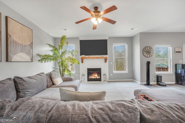 105 Hacienda Avenue 27, Locust Grove, GA 30248