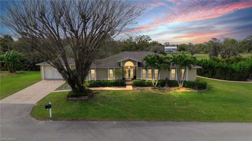 5060 Melaluca DR, Fort Myers, FL 33905