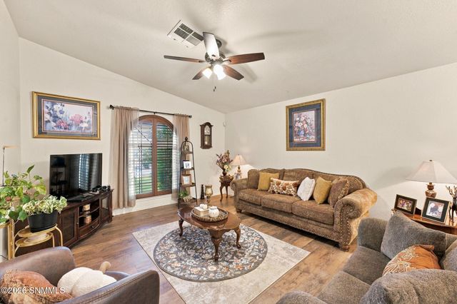 1091 Fran Drive, Las Cruces, NM 88007