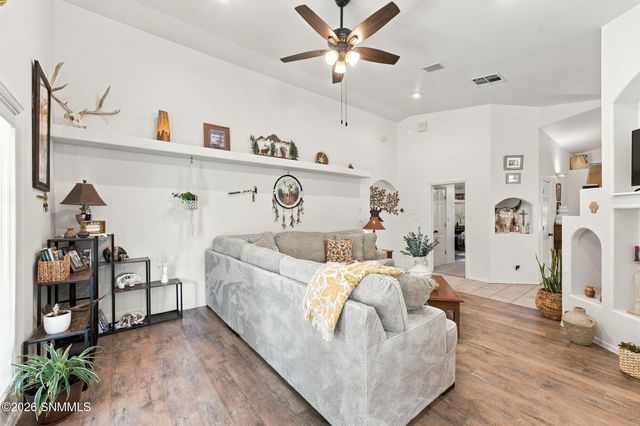 1091 Fran Drive, Las Cruces, NM 88007