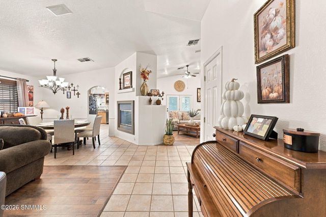 1091 Fran Drive, Las Cruces, NM 88007
