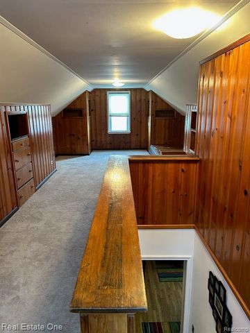 2075 Deering Street, Garden City, MI 48135