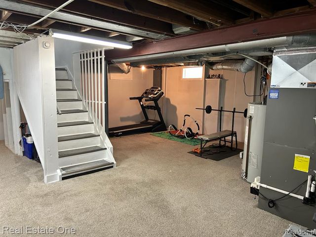 2075 Deering Street, Garden City, MI 48135