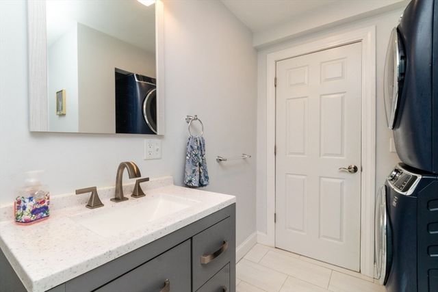 870 South St. 2, Boston, MA 02131