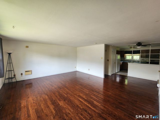 1789 Foxon Road 3B, North Branford, CT 06471
