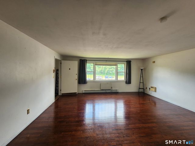 1789 Foxon Road 3B, North Branford, CT 06471