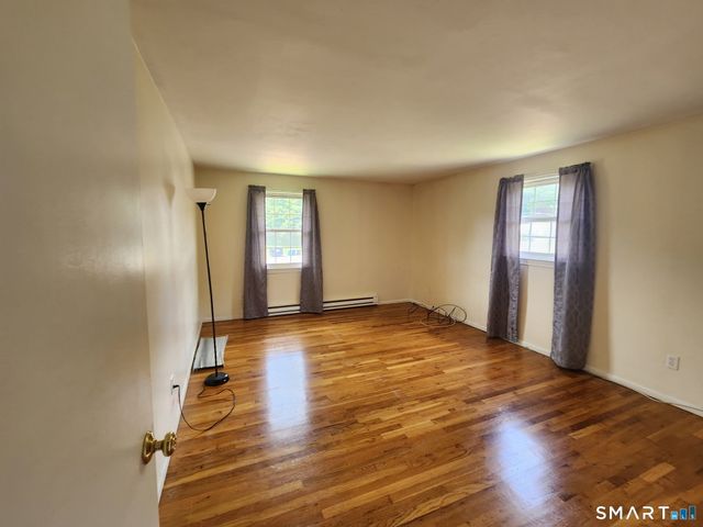 1789 Foxon Road 3B, North Branford, CT 06471