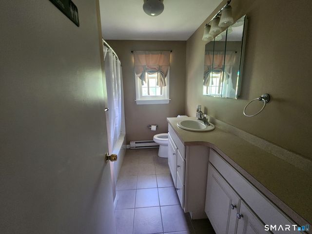 1789 Foxon Road 3B, North Branford, CT 06471