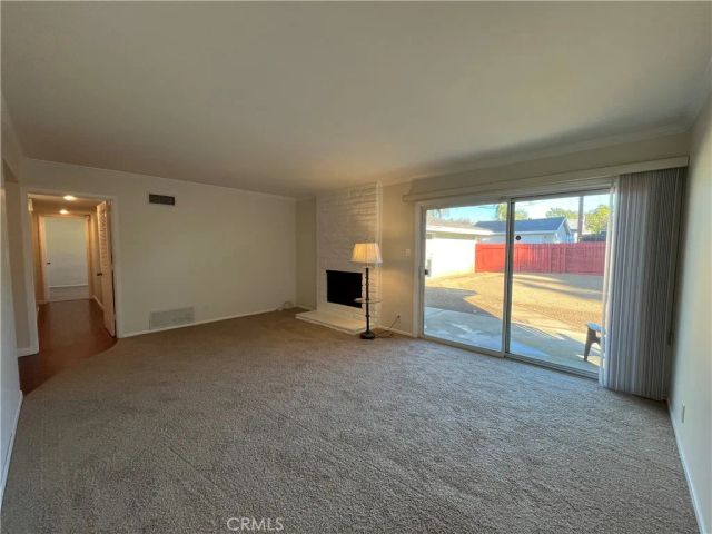 18735 Nordhoff, Northridge, CA 91324