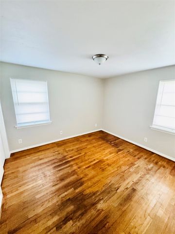 9140 Donnybrook Lane, Dallas, TX 75217