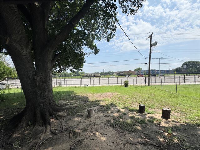 9140 Donnybrook Lane, Dallas, TX 75217