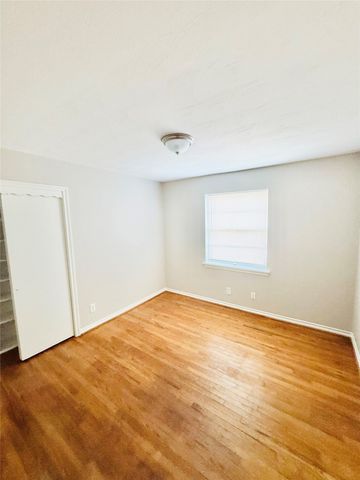 9140 Donnybrook Lane, Dallas, TX 75217