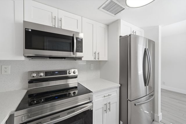 622 SW 7th Avenue, Fort Lauderdale, FL 33315