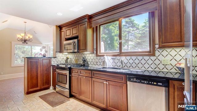 262 Northfield Avenue, West Orange, NJ 07052