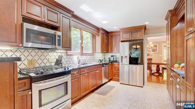 262 Northfield Avenue, West Orange, NJ 07052