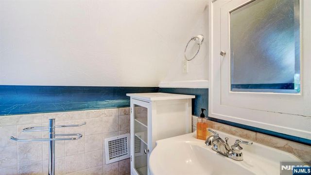262 Northfield Avenue, West Orange, NJ 07052