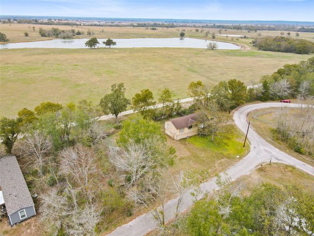 7 & 9 Julie Beth Street, Huntsville, TX 77320