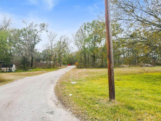7 & 9 Julie Beth Street, Huntsville, TX 77320