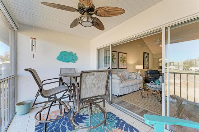 431 CERROMAR LANE 446, Venice, FL 34293