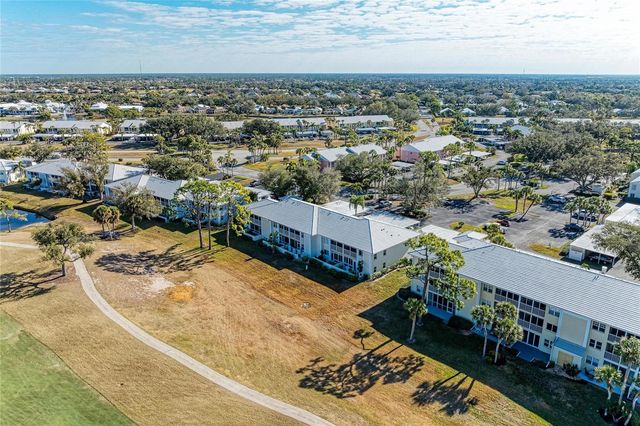 431 CERROMAR LANE 446, Venice, FL 34293