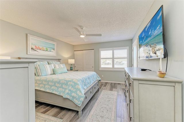 431 CERROMAR LANE 446, Venice, FL 34293