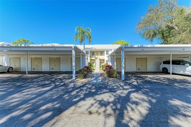 431 CERROMAR LANE 446, Venice, FL 34293