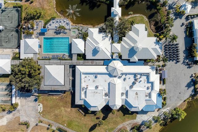 431 CERROMAR LANE 446, Venice, FL 34293