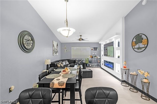 8274 Key Royal CIR 1033, Naples, FL 34119