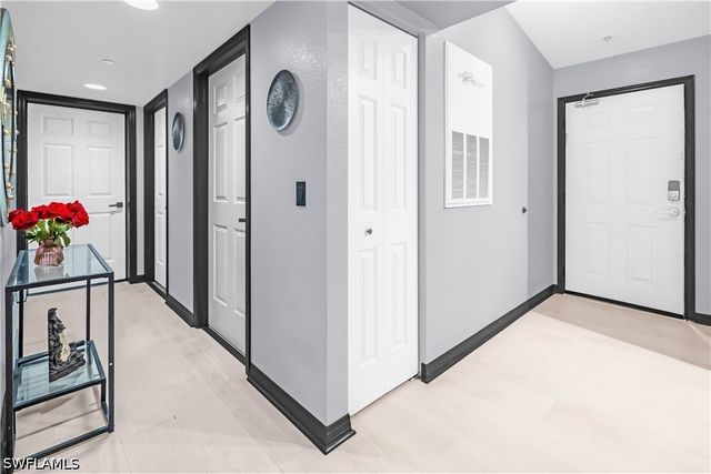 8274 Key Royal CIR 1033, Naples, FL 34119
