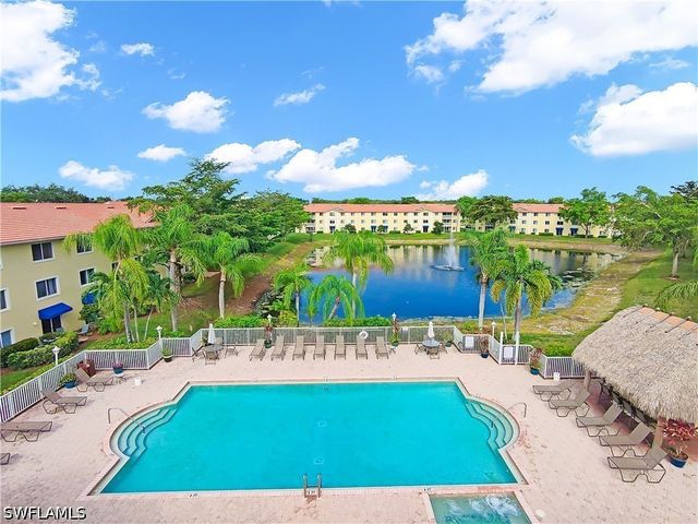 8274 Key Royal CIR 1033, Naples, FL 34119