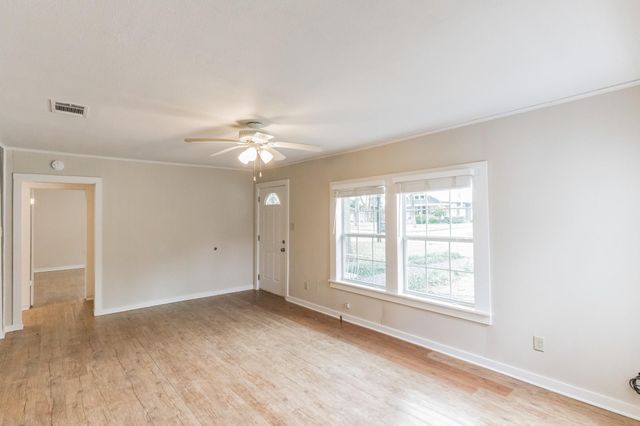 1805 Main ST, Georgetown, TX 78626
