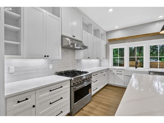 15016 Sw 141ST Ave, Tigard, OR 97224