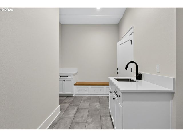 15016 Sw 141ST Ave, Tigard, OR 97224